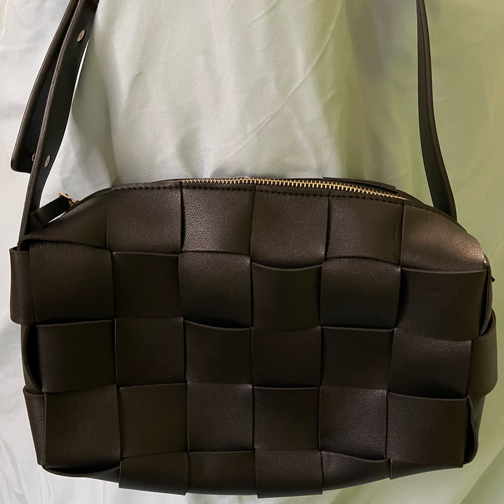 Black leather shoulder bag